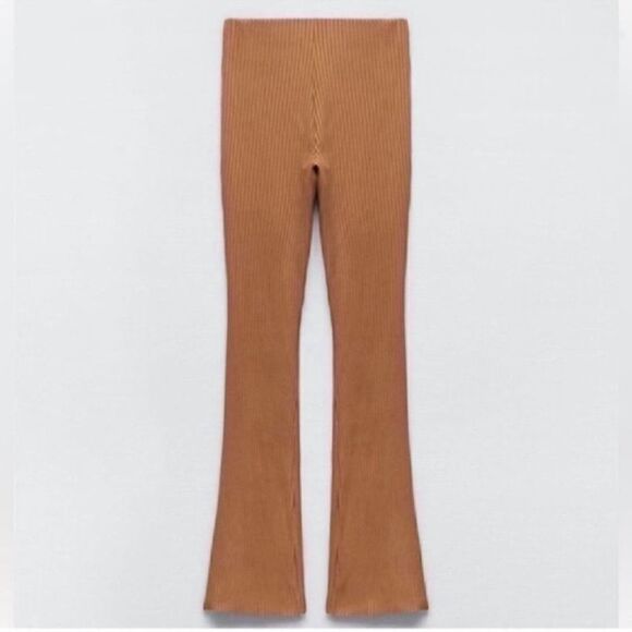 Zara High-waisted Caramel/Brown Ribbed
Pants Set (Top Medium,Bottom Small) - Picture 3 of 10